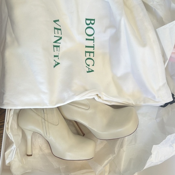 Bottega Veneta Wave 105mm Platform Stretch Over-the-knee Boots - Picture 7 of 8